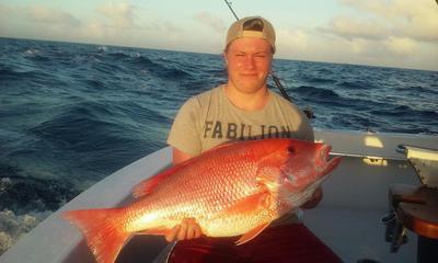 Big red snapper caught deep dropping on a Lauderdale wreck