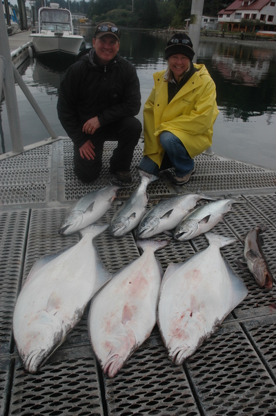 Return guests from Calgary Alberta with a great catch of Chinook Salmon and Halibut
