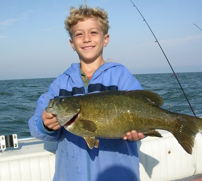 A trophy 6 pound smallmouth bass caught with Erie Quest Charters on Lake Erie, September, 2008