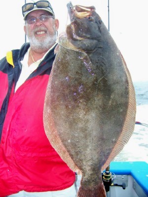 Tom Krako/Atlantic Highlands with a good size Fluke.