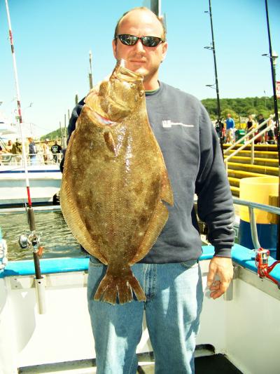 Dave Saraceno, Coopersberg, PA  7 1/2 pound Fluke