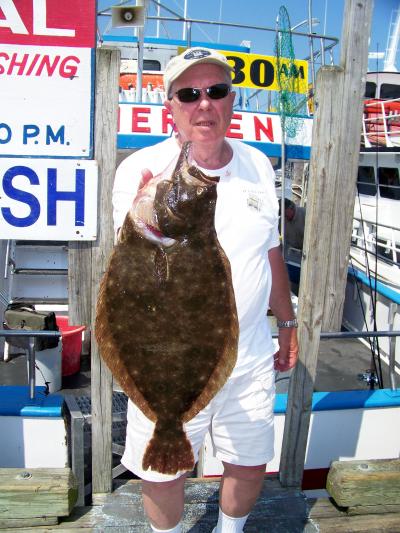 Hugh Bleiweis, Marlboro N.J. 7.1 pound pool fish