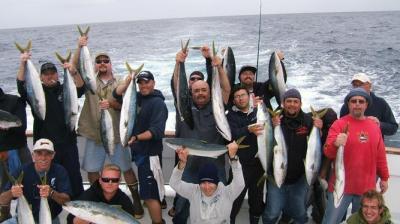 Nice group shot! 22 anglers landed 38 Yellows on this May trip!